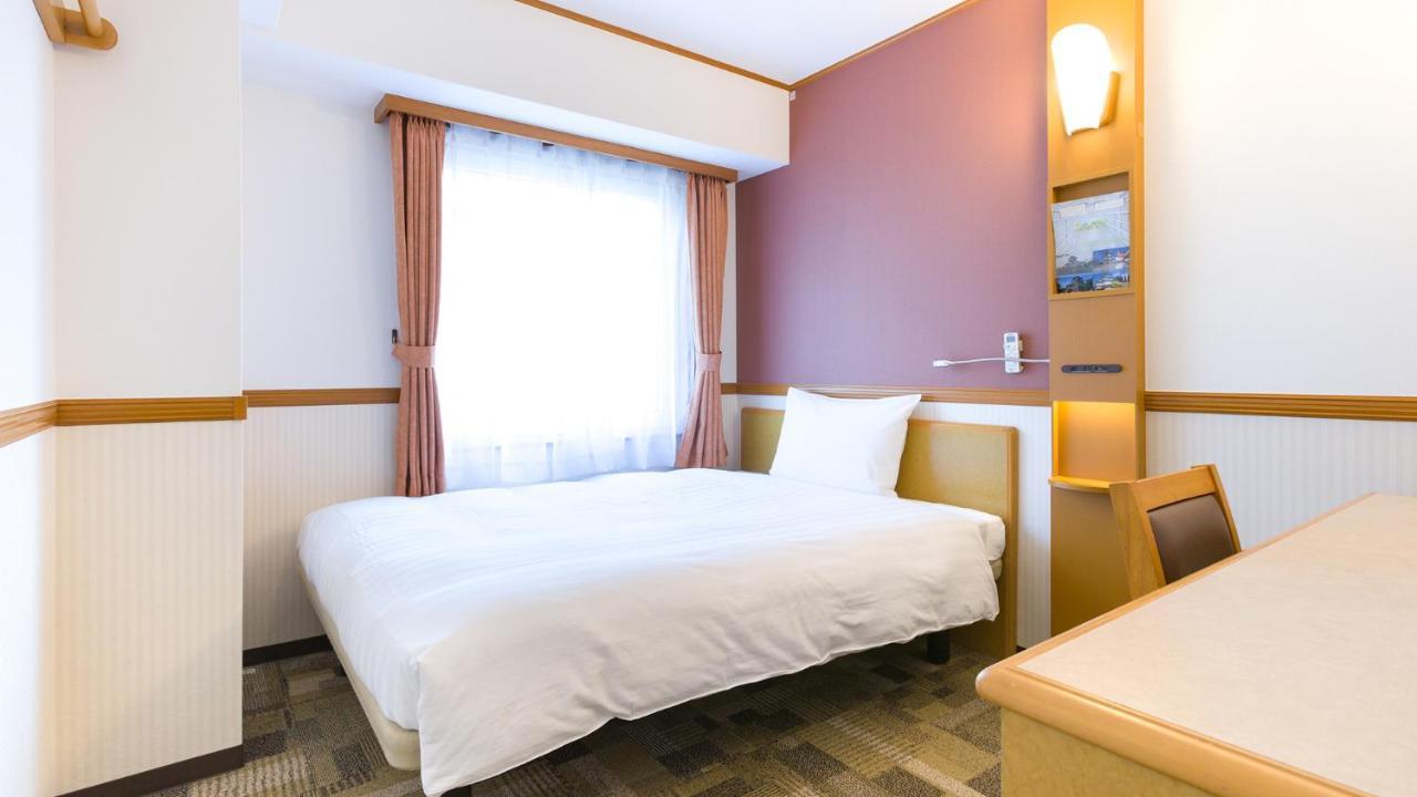 Toyoko Inn Osaka Honmachi No1 Bagian luar foto